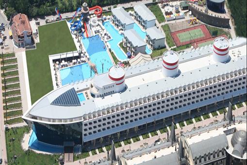 QUEEN ELiZABETH SUiTE HOTEL