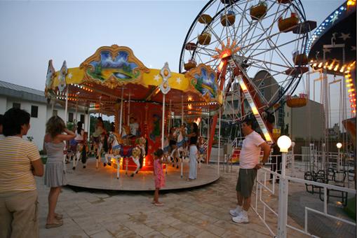 QUEEN ELiZABETH SUiTE HOTEL